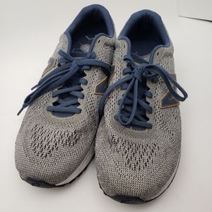 New Balance Fresh Foam Sneakers